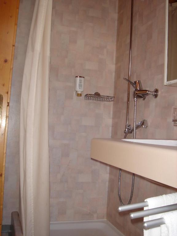 Hotel Hirschen Alt St. Johann Pokoj fotografie